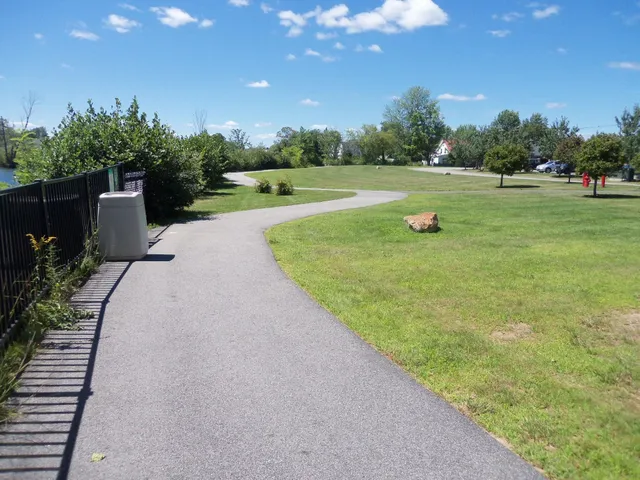 $309,000 | 48 Landing Lane, Unit 16, Laconia, NH 03246