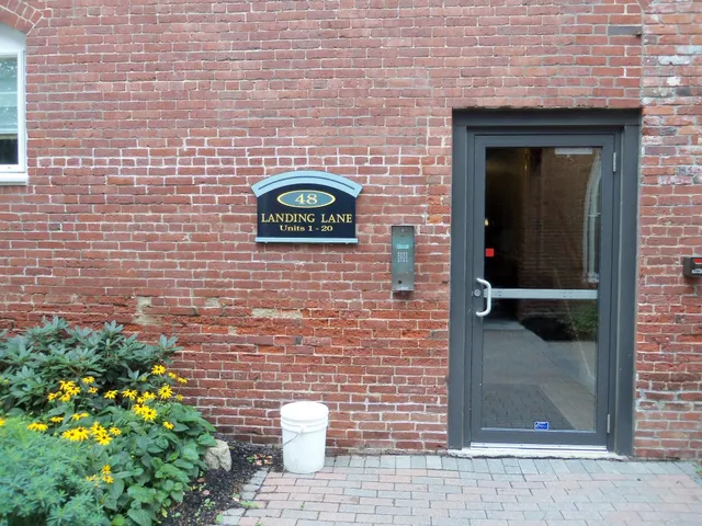 $309,000 | 48 Landing Lane, Unit 16, Laconia, NH 03246