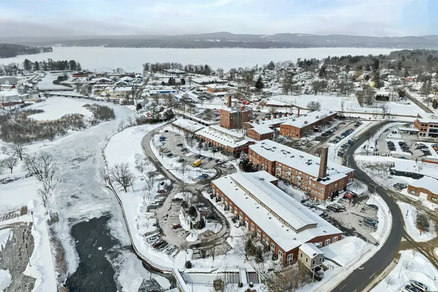 $309,000 | 48 Landing Lane, Unit 16, Laconia, NH 03246