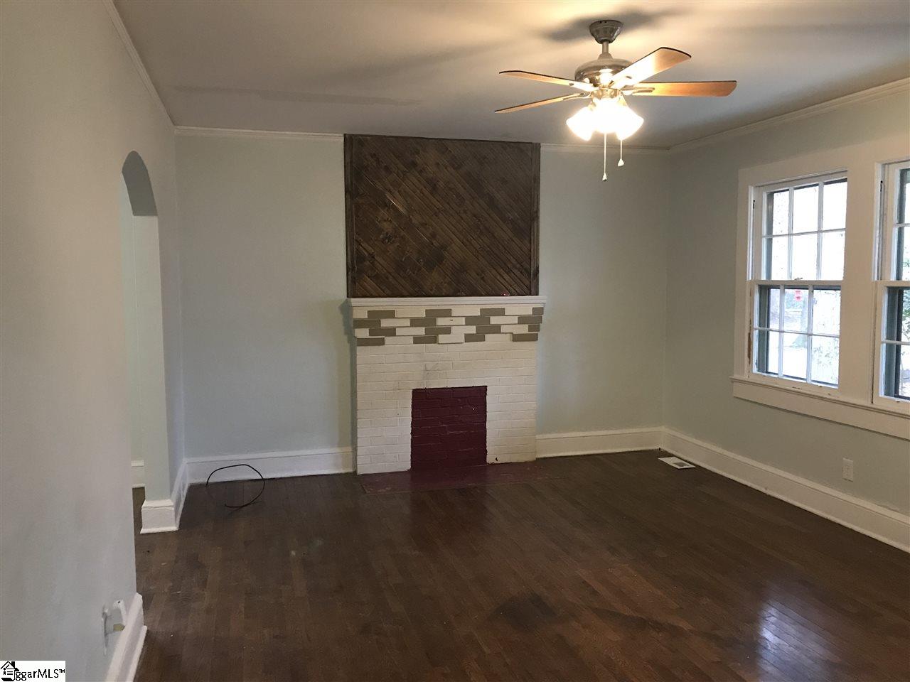 115 West Victoria Road Spartanburg, SC 29301 - Photo 2 of 21 Gallery Image 2