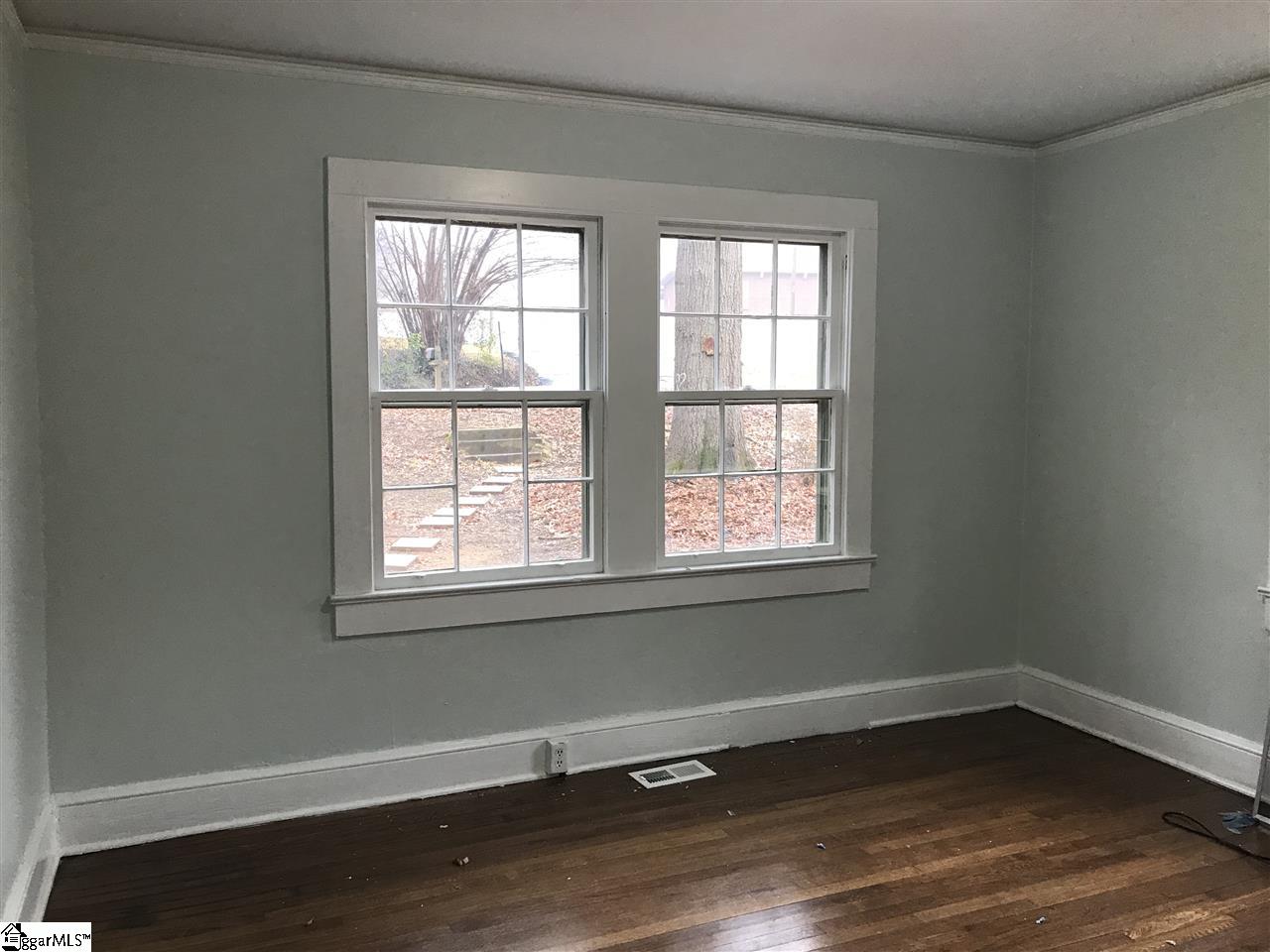 115 West Victoria Road Spartanburg, SC 29301 - Photo 10 of 21 Gallery Image 10