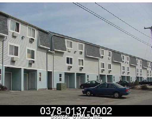 168 Mulloy Road, Unit 15 Waterbury, CT 06705 - Photo 1 of 1 Gallery Image 1