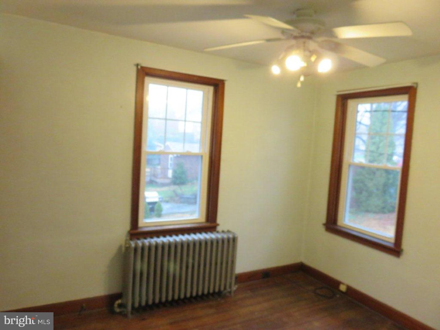 541 Gregg Street Reading, PA 19607 - Photo 10 of 12 Gallery Image 10