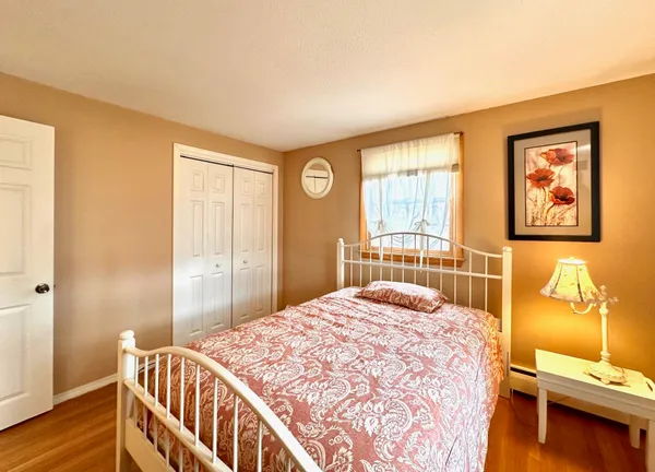 $525,000 | 19 Pinewood Drive, Merrimack, NH 03054