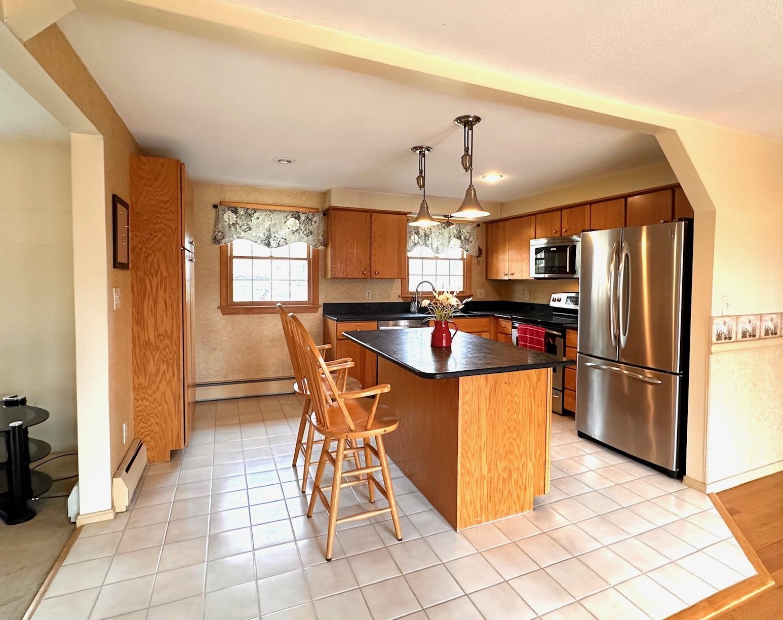 19 Pinewood Drive Merrimack, NH 03054 - Photo 4 of 42