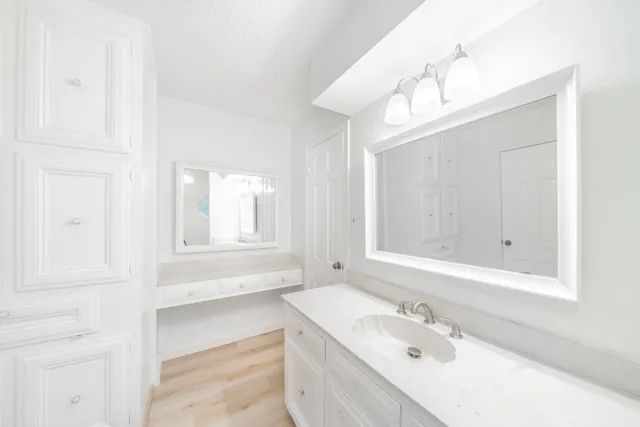 $3,400 | 15738 Fleetwood Oaks Drive, Houston, TX 77079