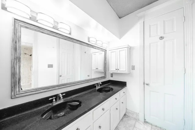 $3,400 | 15738 Fleetwood Oaks Drive, Houston, TX 77079