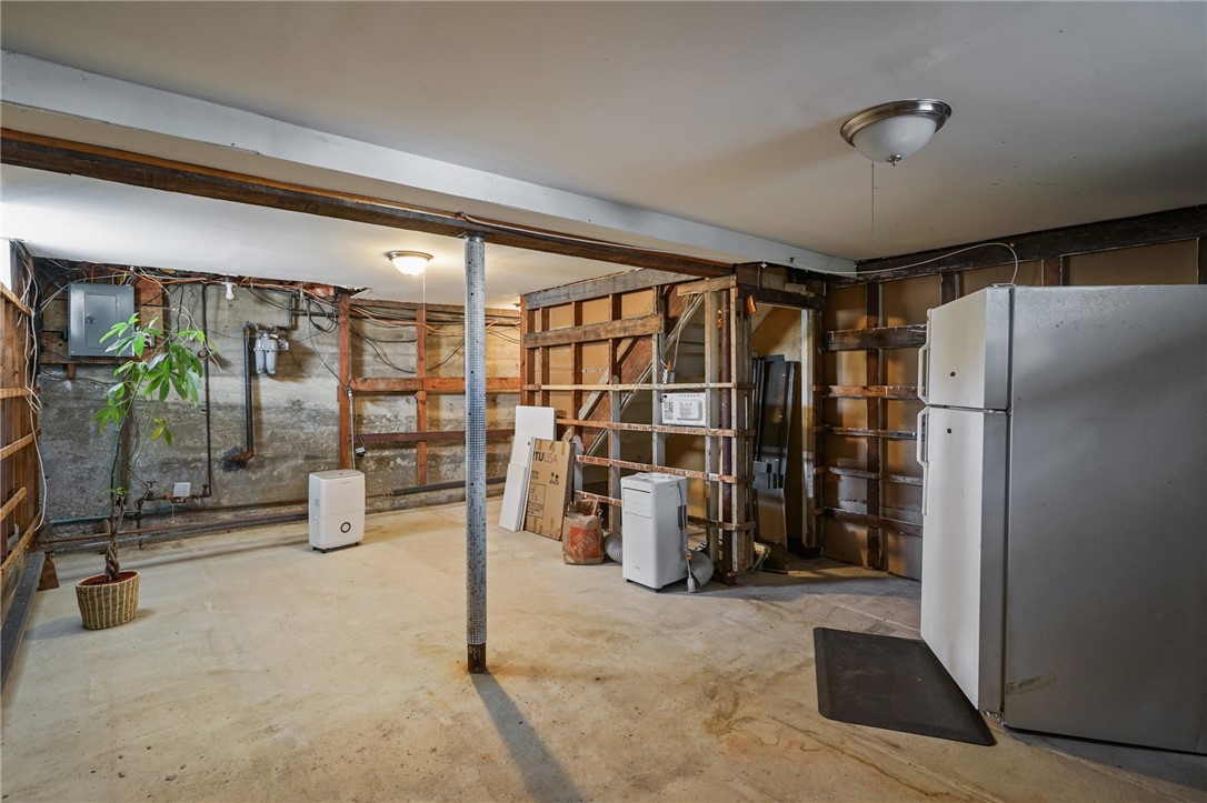 34 Aldrich Avenue Cranston, RI 02920 - Photo 32 of 44 Gallery Image 32