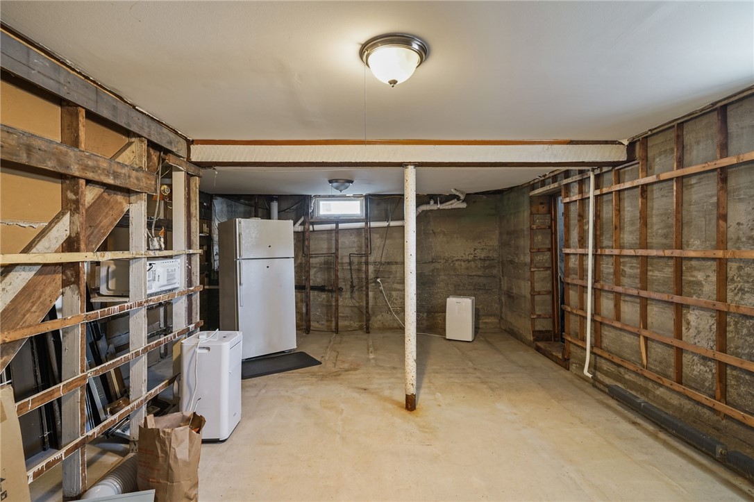34 Aldrich Avenue Cranston, RI 02920 - Photo 33 of 44 Gallery Image 33