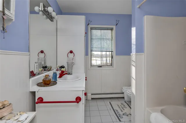 $1,299,000 | 39 Fleets Cove Road, Huntington, NY 11743