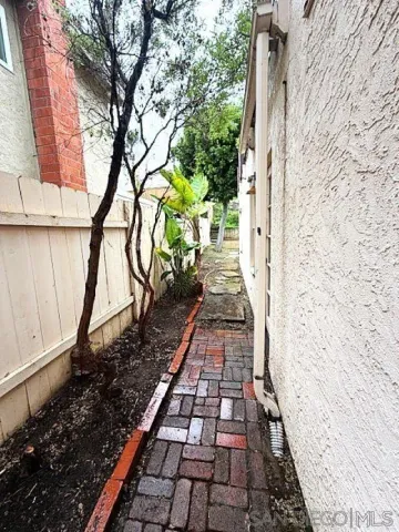 $1,600,000 | 248 Avenida De Los Claveles, Encinitas, CA 92024