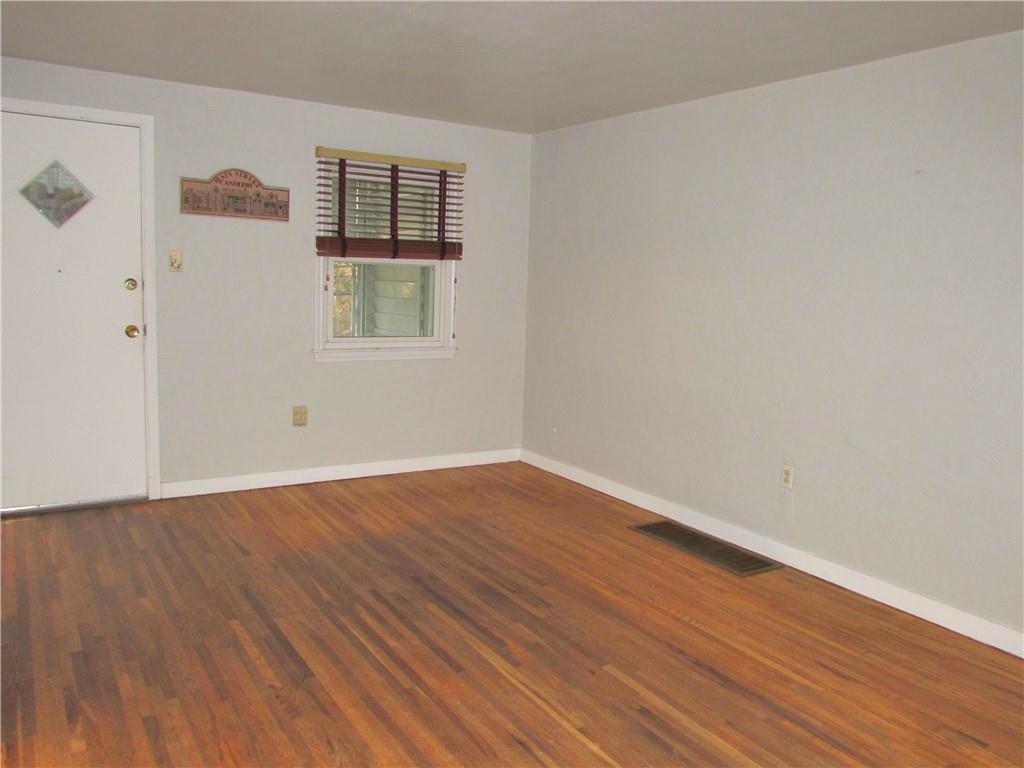 739 Hamil Road Verona, PA 15147 - Photo 14 of 25 Gallery Image 14
