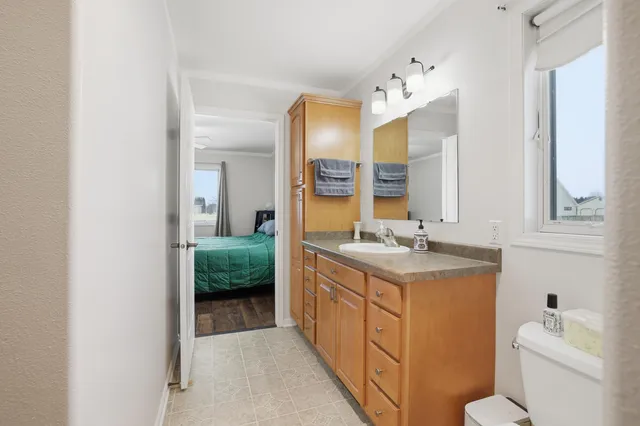 $344,900 | 607 South 2nd Street, Cedar Grove, WI 53013