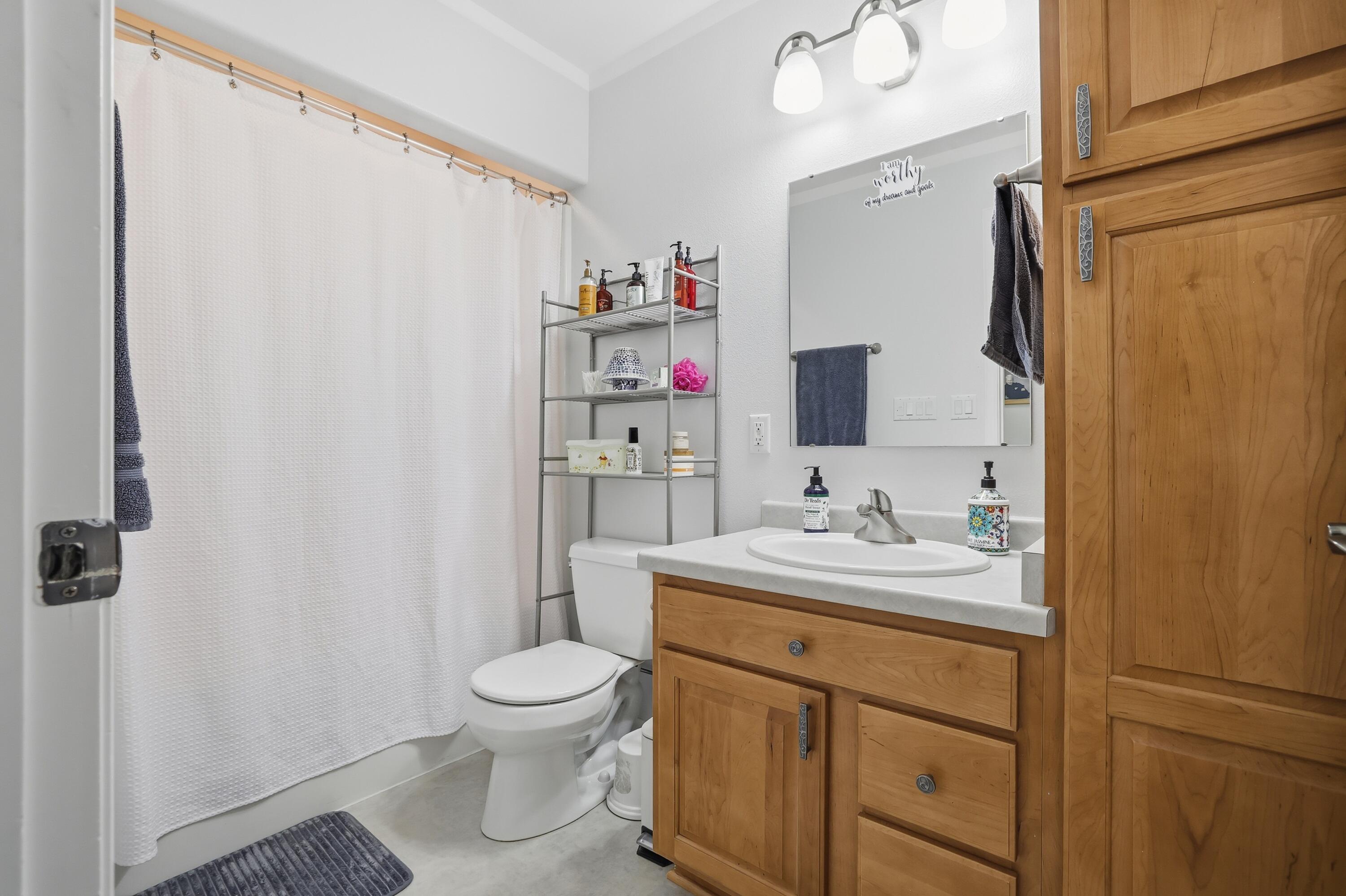 607 South 2nd Street Cedar Grove, WI 53013 - Photo 24 of 48 Hall Bath