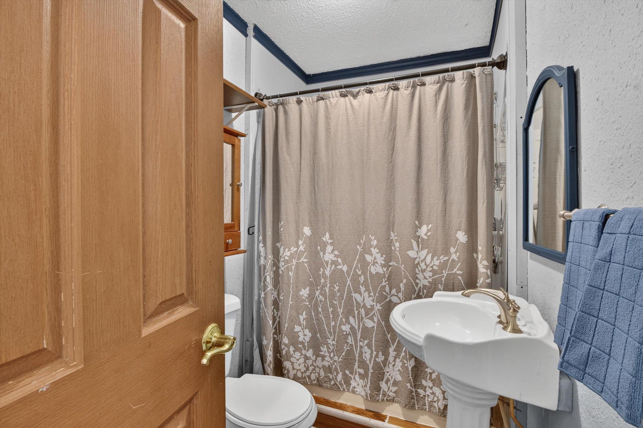 1035 Fairview Avenue Alma, MI 48801 - Photo 18 of 35 1947579-cf751bb6-d91b-454b-a465-e0fd8e53abbb.JPG