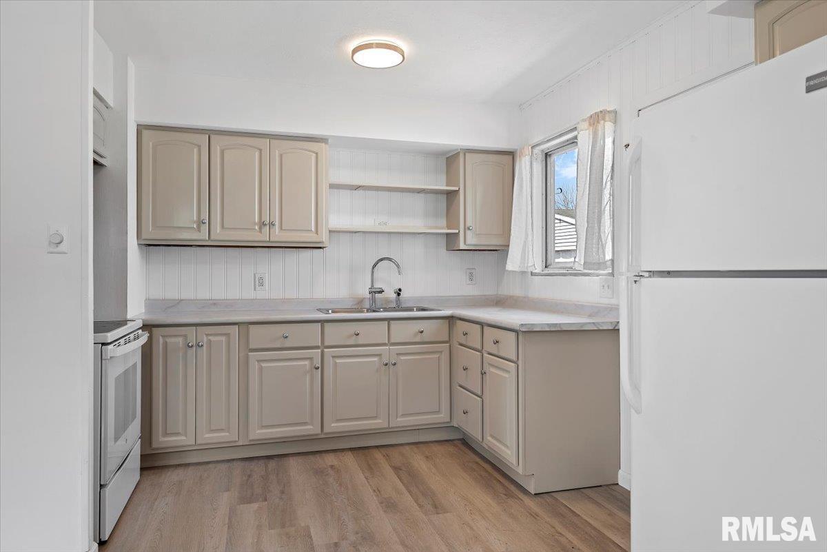 3217 Buckner Street Springfield, IL 62703 - Photo 8 of 26