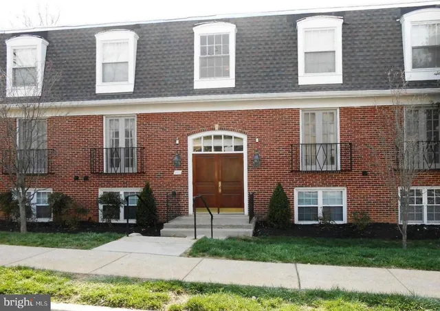 $230,000 | 365 Homeland Southway, Unit 2B, Baltimore, MD 21212