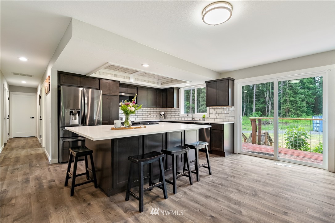 2329 East Pole Road Everson, WA 98247 - Photo 10 of 40 Gallery Image 10
