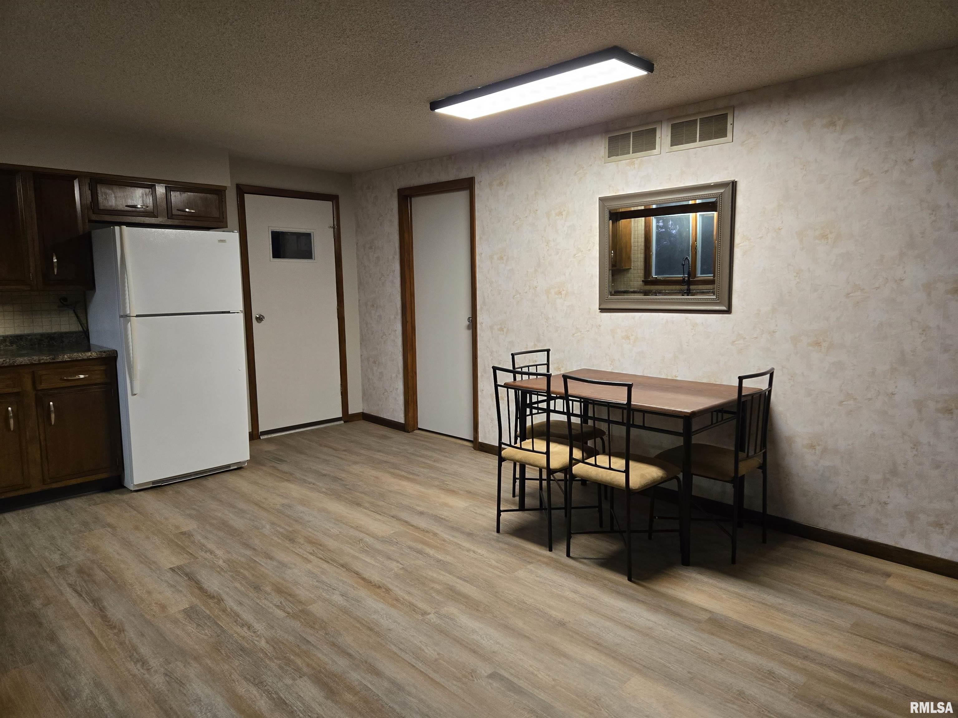 110 Mound Street Blandinsville, IL 61420 - Photo 8 of 23