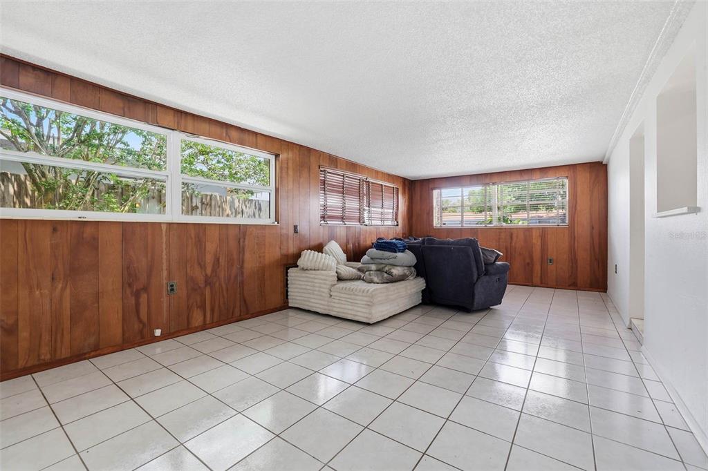 2112 West Orient Street Tampa, FL 33607 - Photo 11 of 23