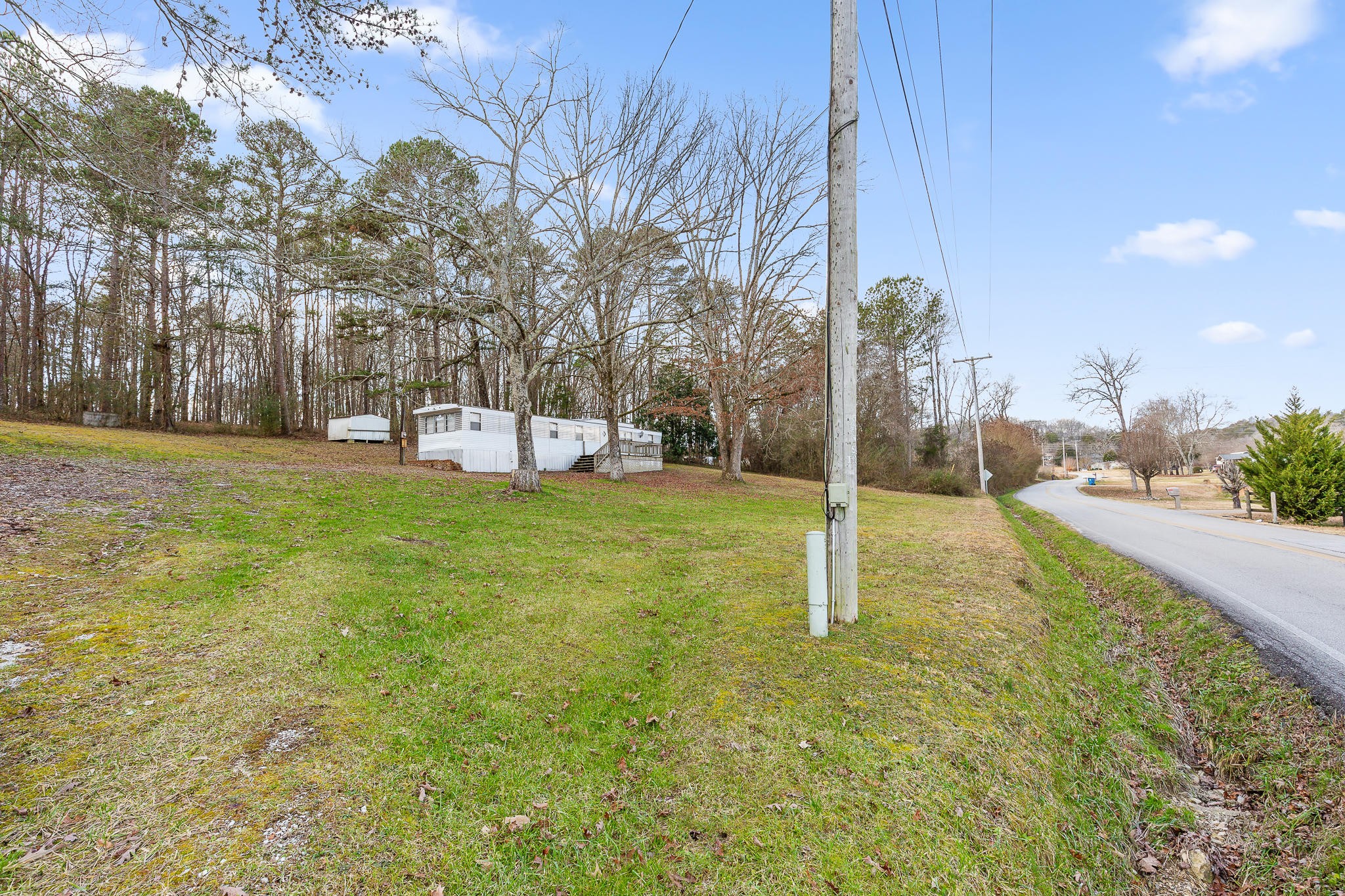 7104 McDaniel Road Harrison, TN 37341 - Photo 4 of 26 Gallery Image 4