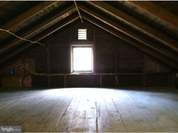 1239 California Road Quakertown, PA 18951 - Photo 7 of 8 Gallery Image 7