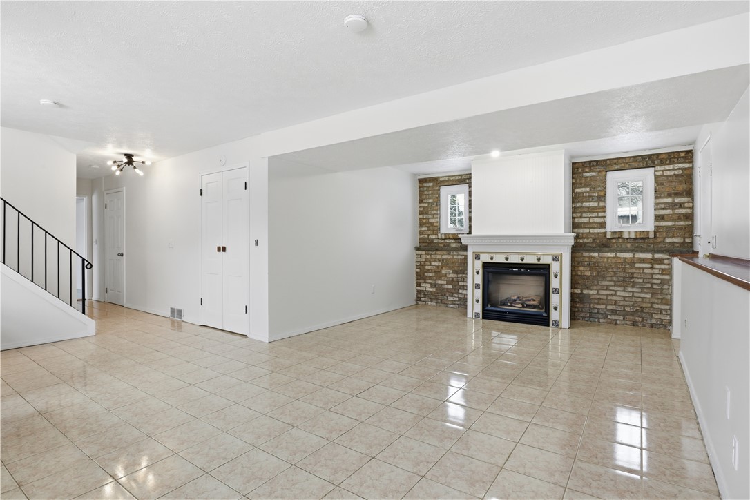 95 Spring Tree Lane Greece, NY 14612 - Photo 33 of 42