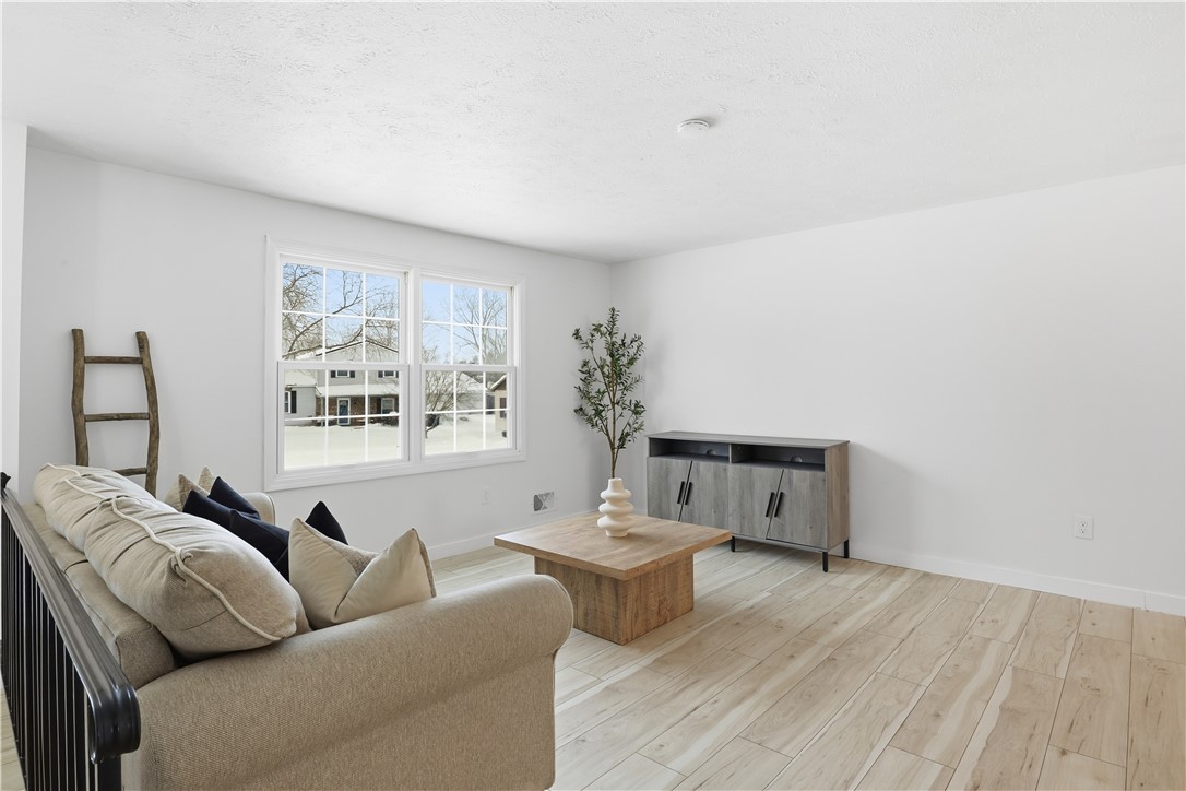 95 Spring Tree Lane Greece, NY 14612 - Photo 10 of 42