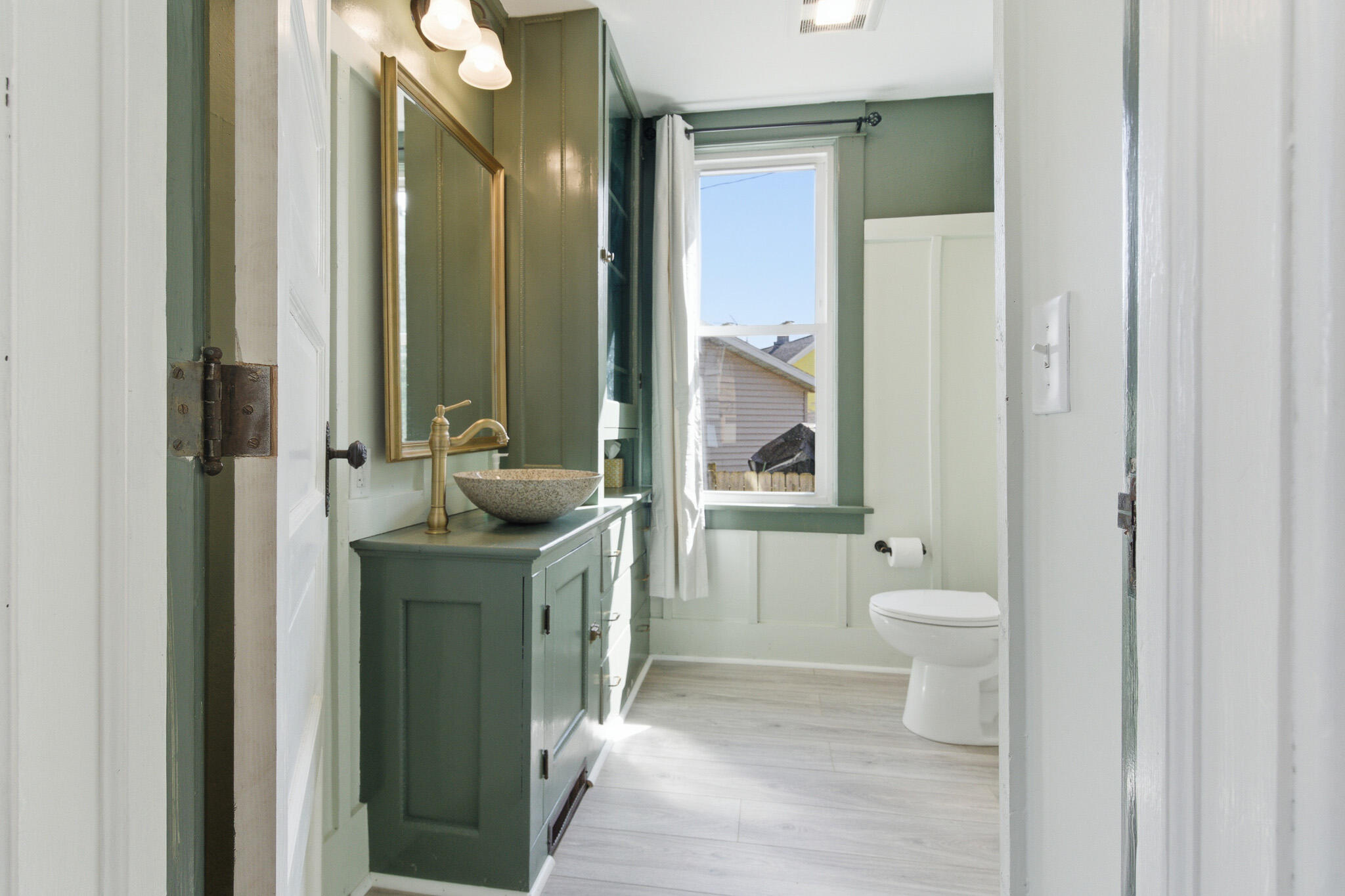 711 North 4th Street Watertown, WI 53098 - Photo 11 of 18 DSC01564