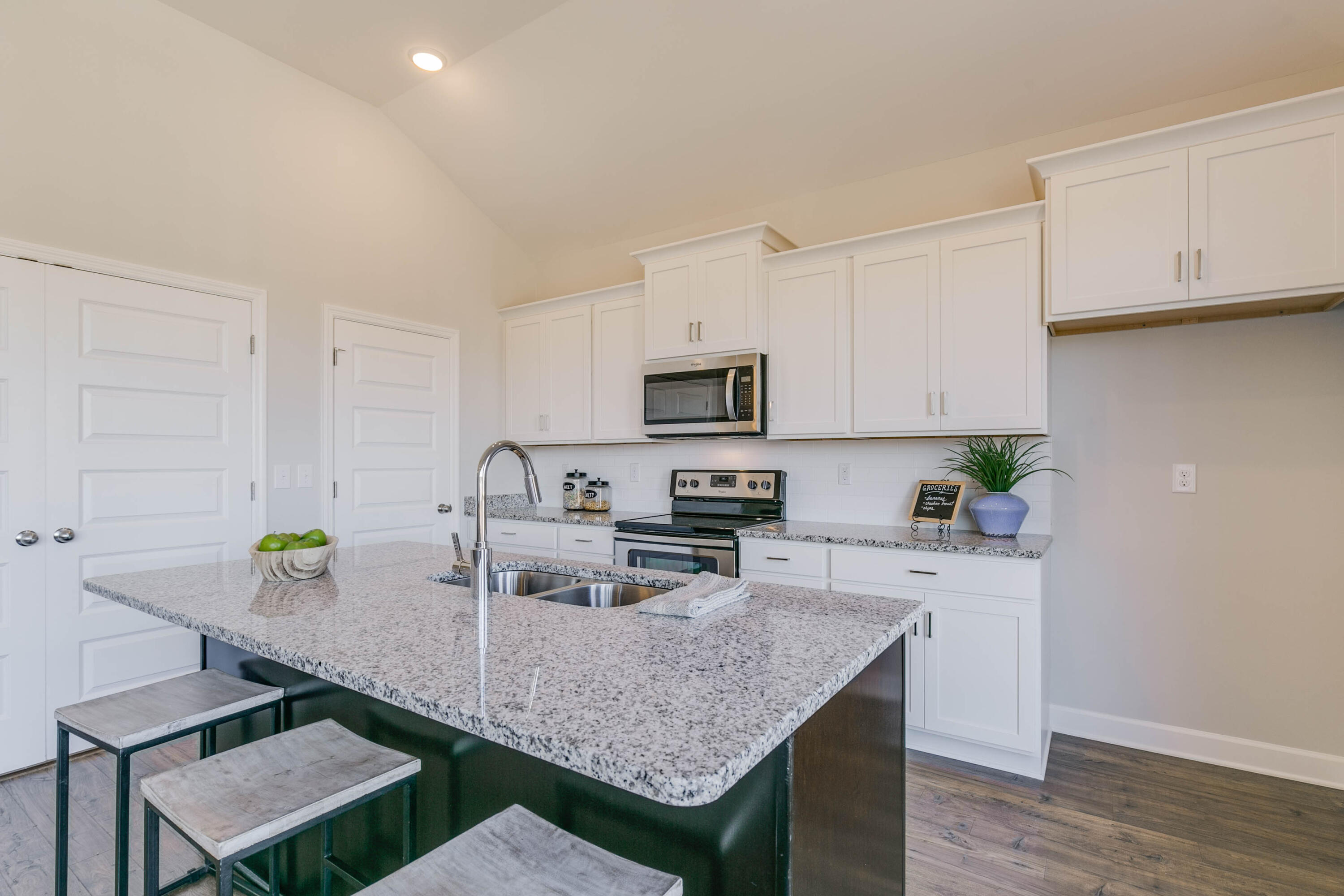 1002 Fortitude Trail Chattanooga, TN 37421 - Photo 41 of 55 14 Hampshire Kitchen