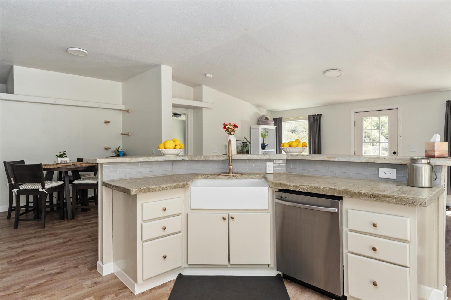 5921 Triple Oaks Road Mountain Ranch, CA 95246 - Photo 14 of 33