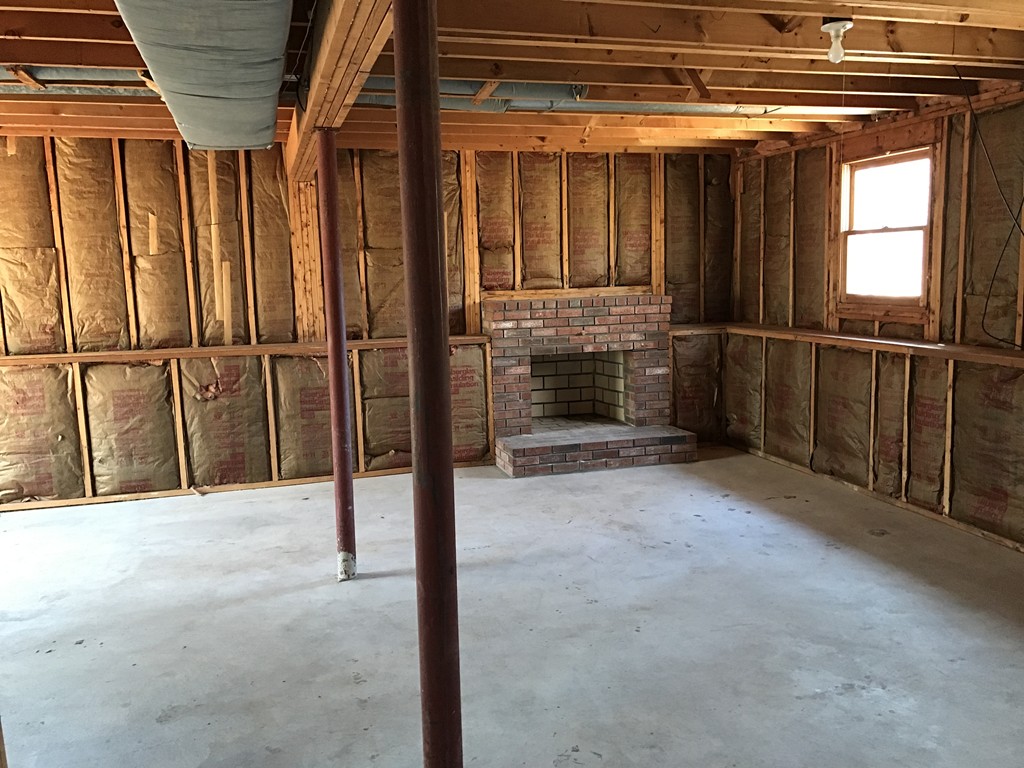 78 Cromesett Road Wareham, MA 02571 - Photo 11 of 14 Gallery Image 11