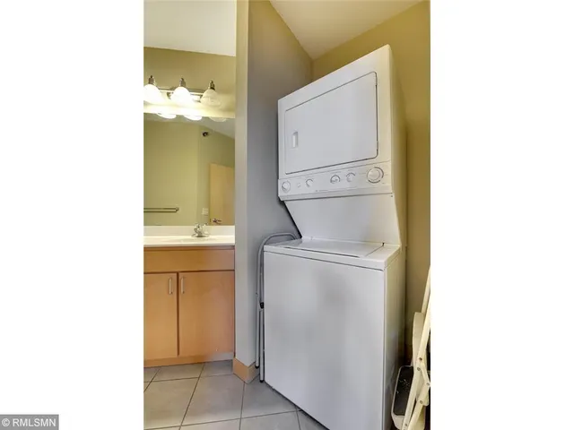 $220,000 | 2600 University Avenue Southeast, Unit 418, Minneapolis, MN 55414