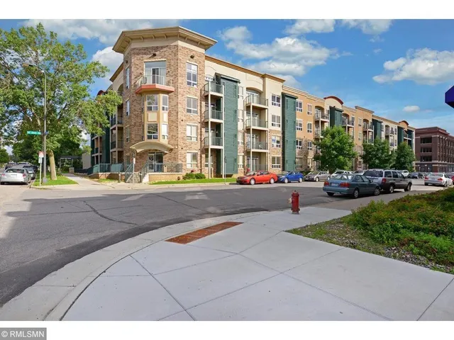 $220,000 | 2600 University Avenue Southeast, Unit 418, Minneapolis, MN 55414