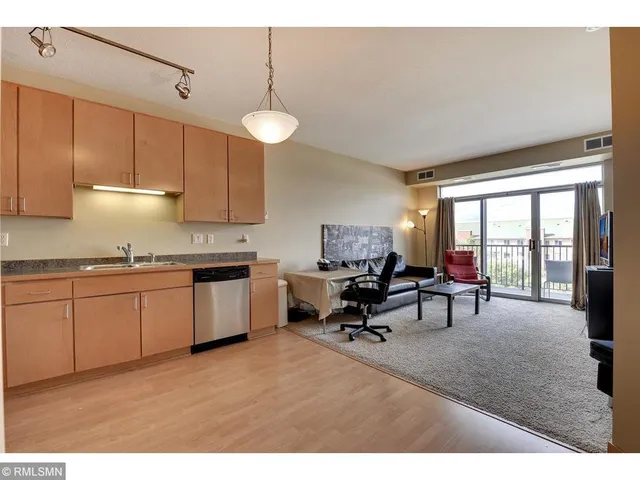 $220,000 | 2600 University Avenue Southeast, Unit 418, Minneapolis, MN 55414