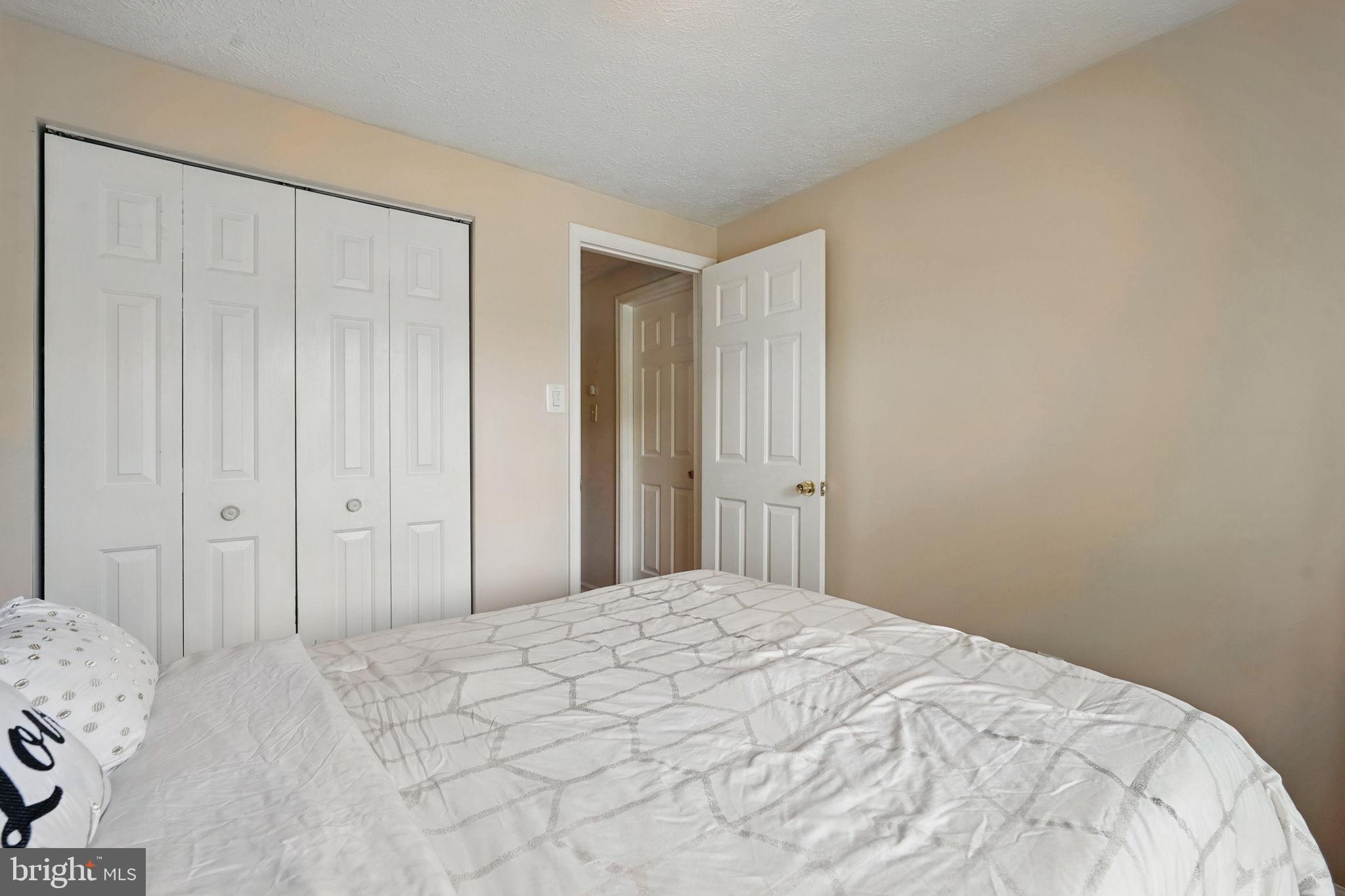 7310 Husky Lane North Springfield, VA 22151 - Photo 18 of 37 Gallery Image 18