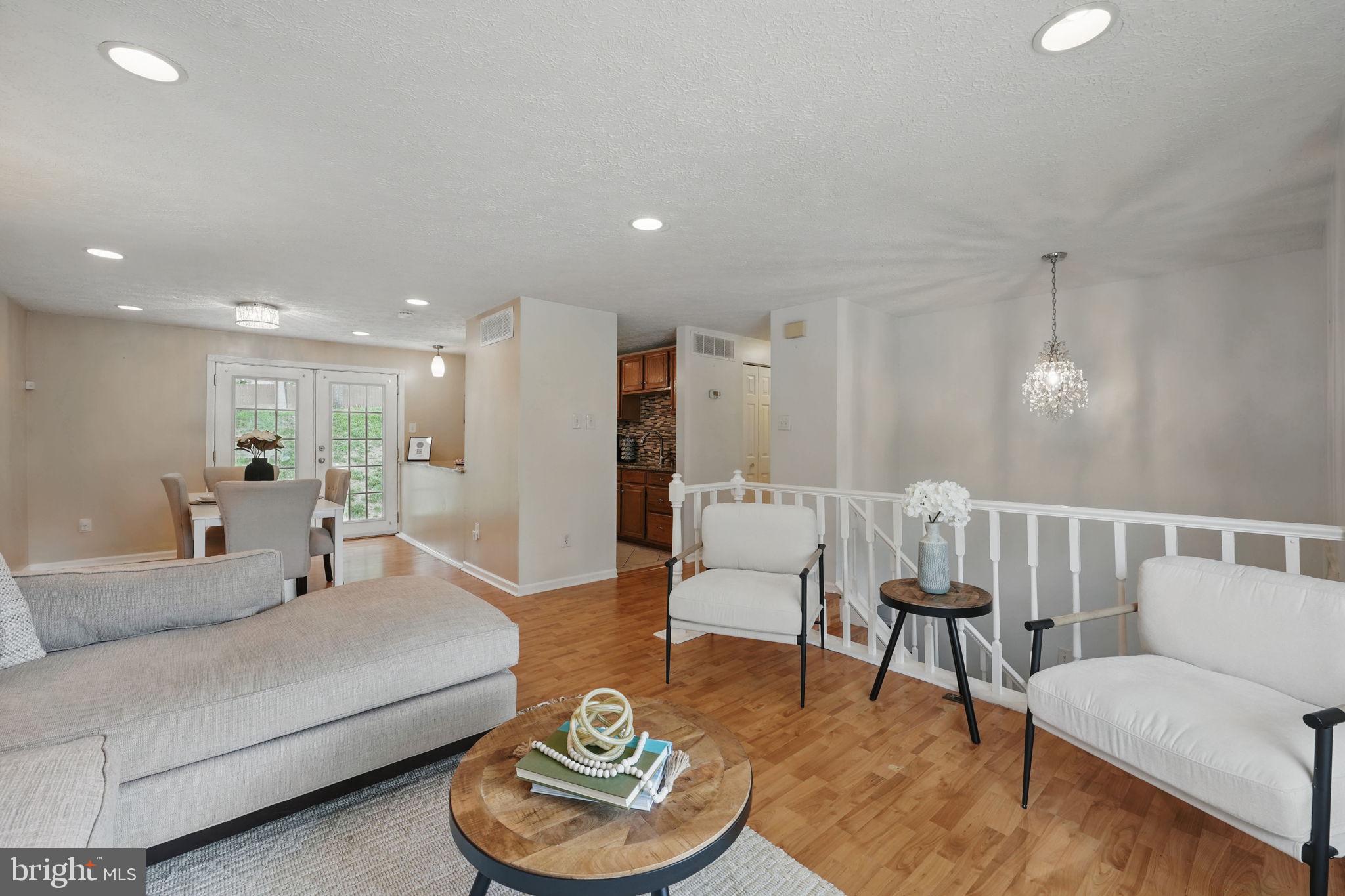 7310 Husky Lane North Springfield, VA 22151 - Photo 6 of 37 Gallery Image 6