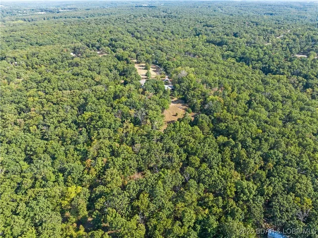 $480,000 | 1268 Thousand Acres Road, Montreal, MO 65591