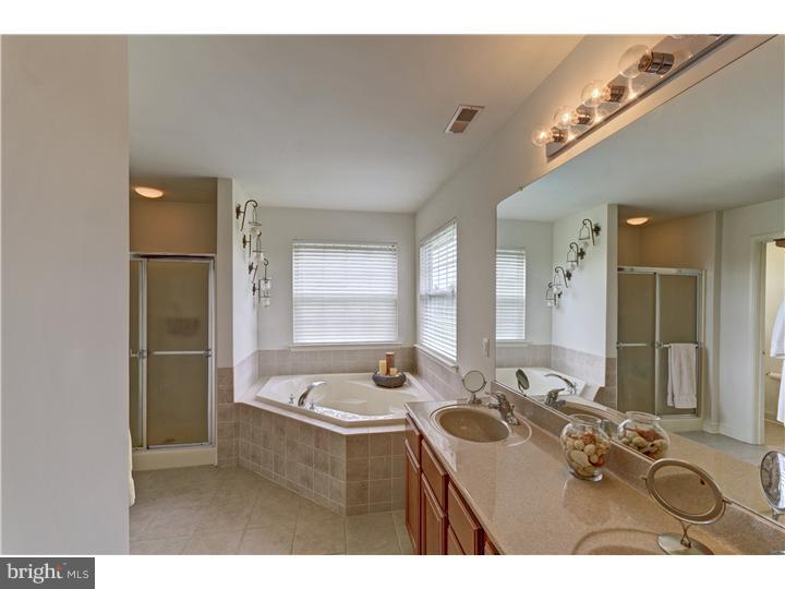 174 Rainey Road Woolwich Township, NJ 08085 - Photo 18 of 25 Bathroom