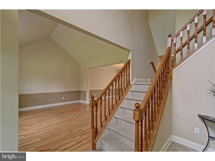 174 Rainey Road Woolwich Township, NJ 08085 - Photo 6 of 25 Foyer
