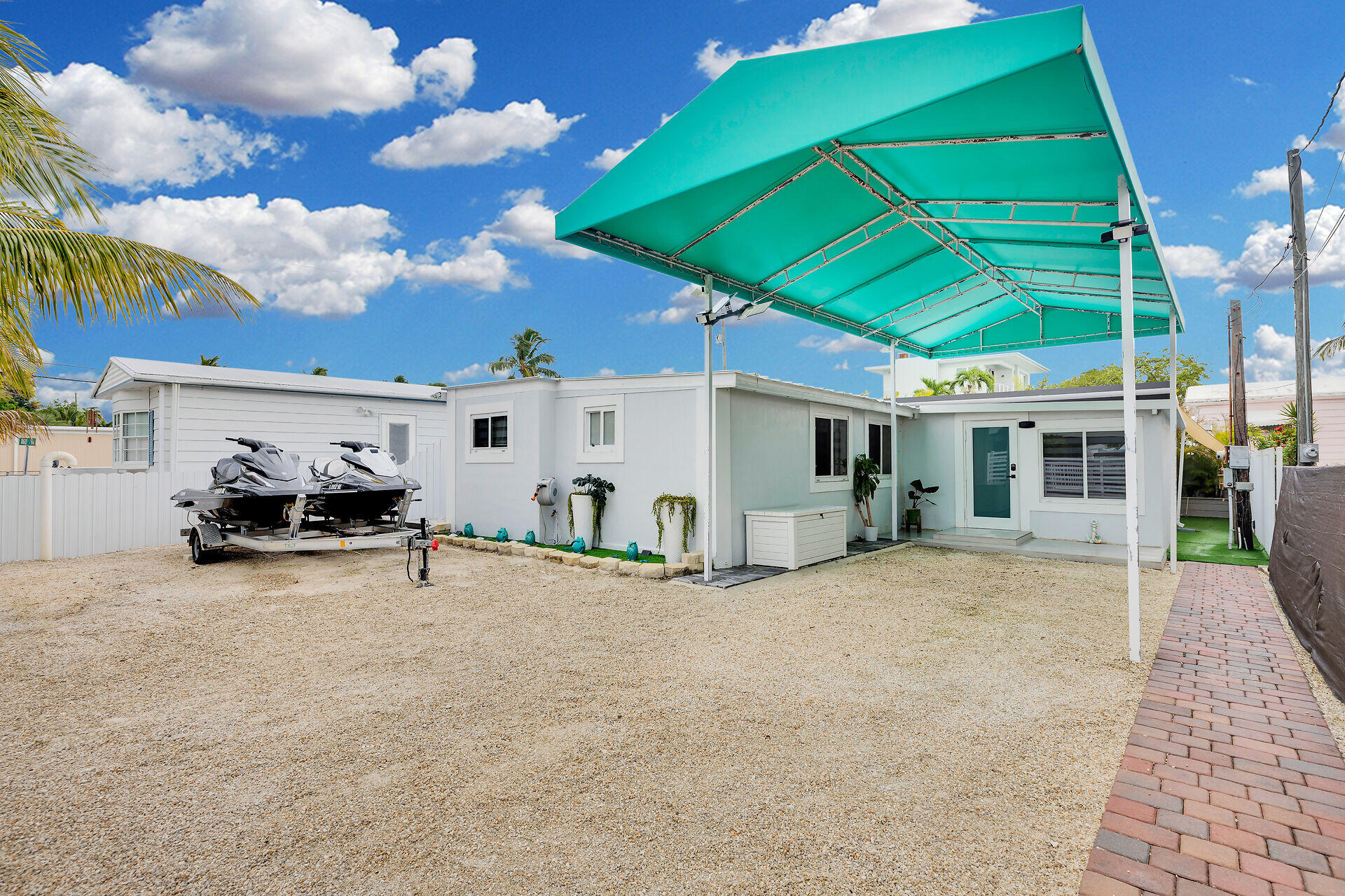 60 Bird Lane Key Largo, FL 33037 - Photo 2 of 45 virtual-tour-363983-42
