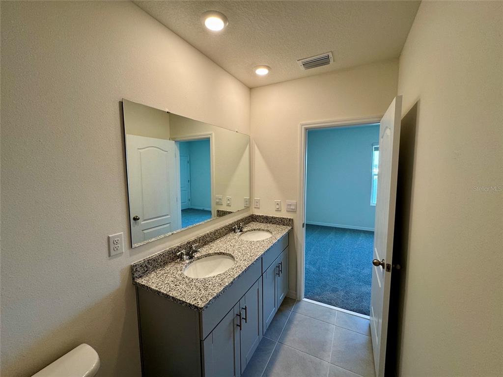 1492 Isleta Loop Kissimmee, FL 34741 - Photo 9 of 17