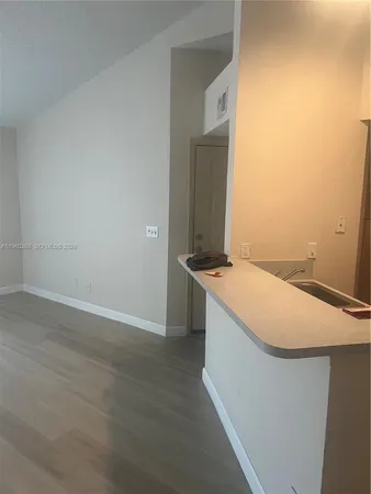 $1,800 | 565 Vista Isles Drive, Unit 2024, Sunrise, FL 33325