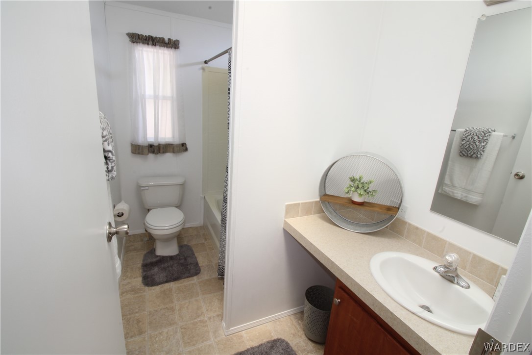 3459 Lochiel Road Golden Valley, AZ 86413 - Photo 13 of 46