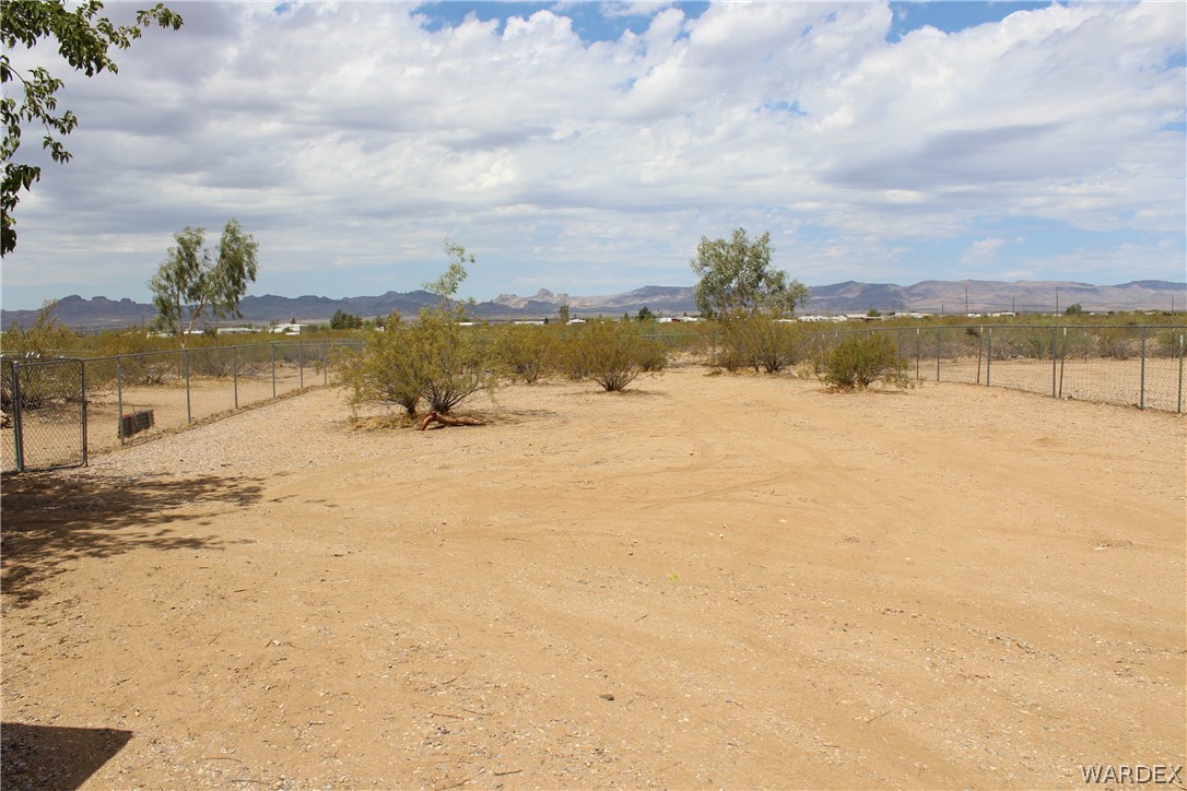3459 Lochiel Road Golden Valley, AZ 86413 - Photo 41 of 46