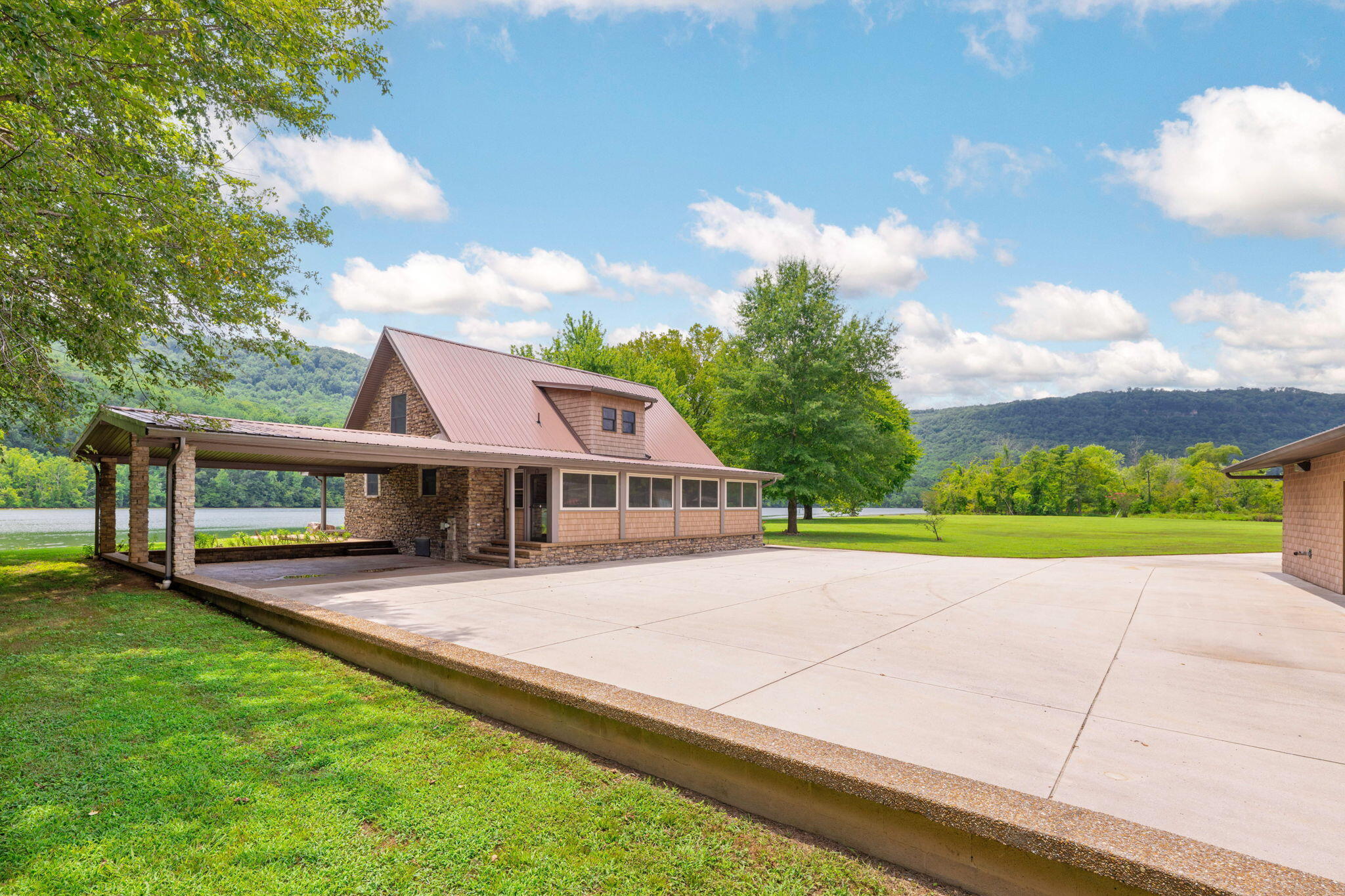 10350 Mullins Cove Road Whitwell, TN 37397 - Photo 29 of 93 30-web-or-mls-DSC_9373-3