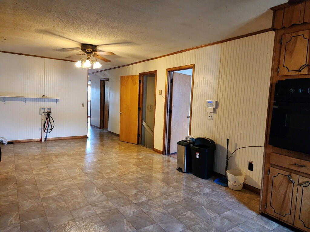 130 Monument Road Summertown, TN 38483 - Photo 3 of 22 Gallery Image 3