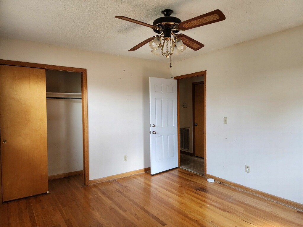 130 Monument Road Summertown, TN 38483 - Photo 8 of 22 Gallery Image 8