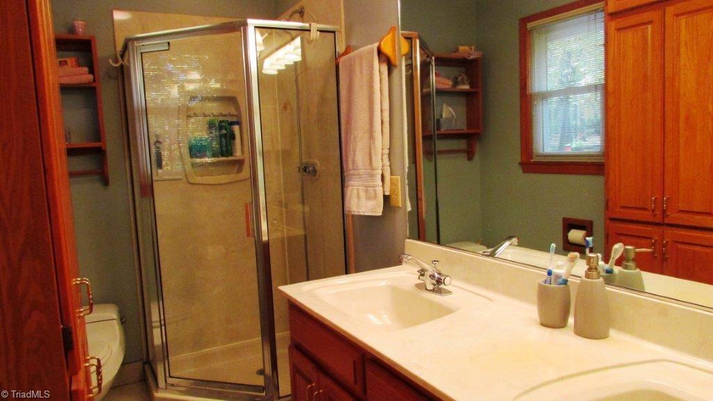 3313 Midkiff Road Winston-Salem, NC 27106 - Photo 16 of 30 Master Bathroom