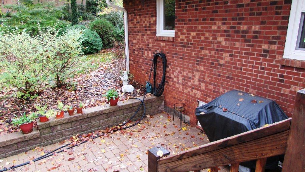 3313 Midkiff Road Winston-Salem, NC 27106 - Photo 25 of 30 Grilling patio below deck